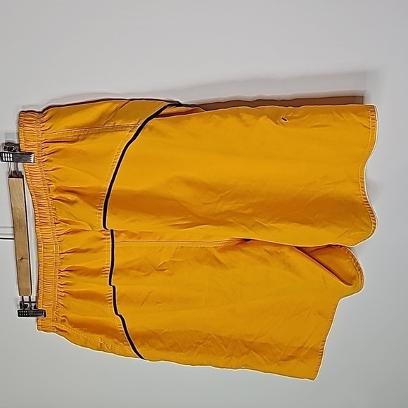 SPEEDO yellow XL swim shorts - Picture 3 of 5
